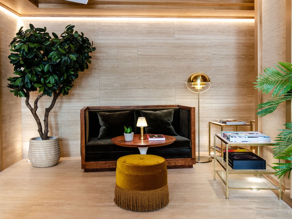 Browns Avenue Hotel — Restaurant & bars in Lisbon, Lisboa