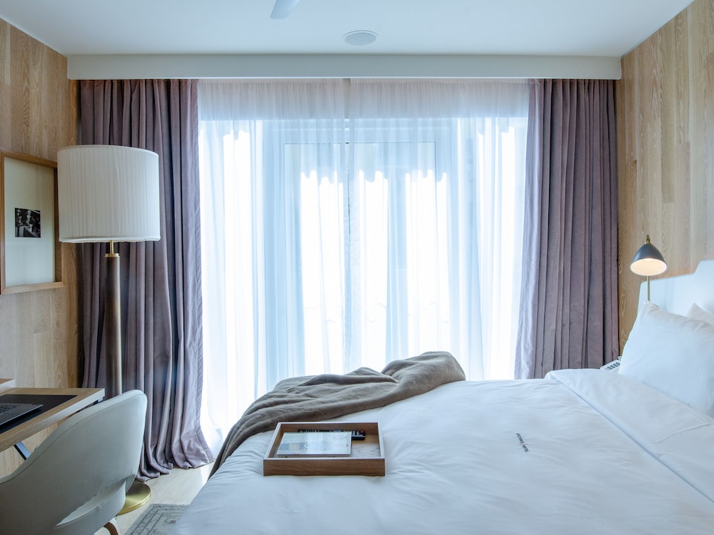 Browns Avenue Hotel — Hotel rooms in Lisbon, Lisboa