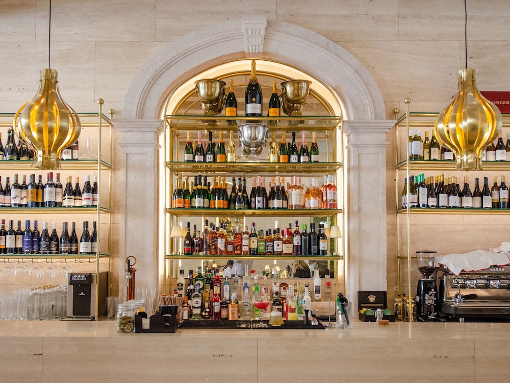 Browns Avenue Hotel — Restaurant & bars in Lisbon, Lisboa