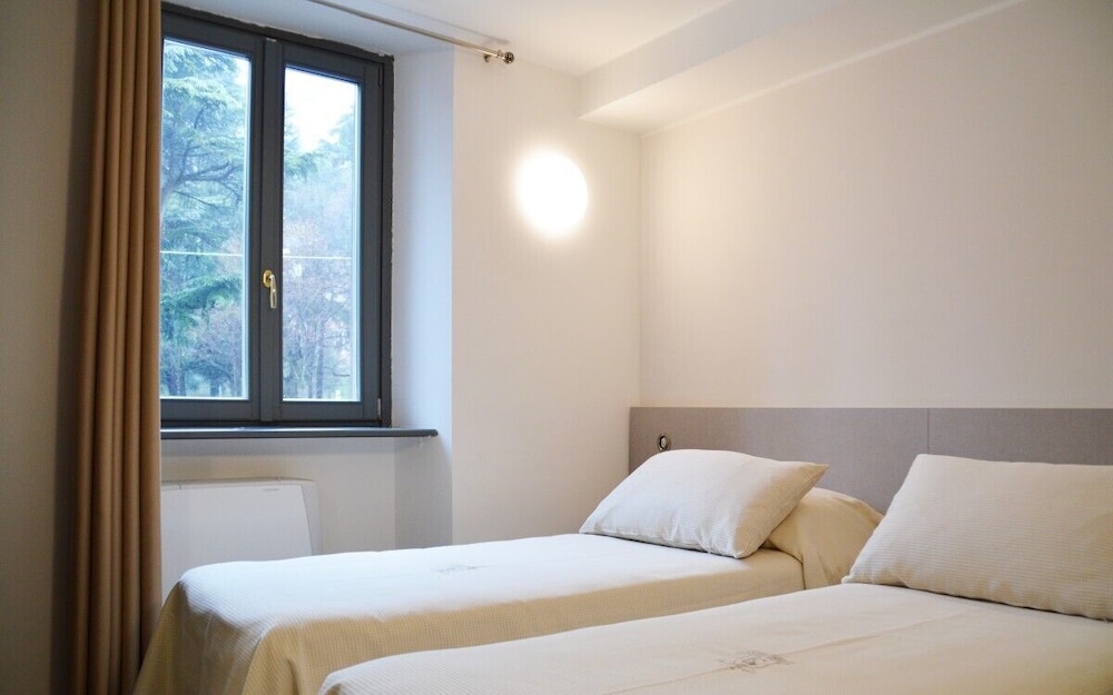 Il Loggiato dei Serviti — Main photo in Como, Lombardy