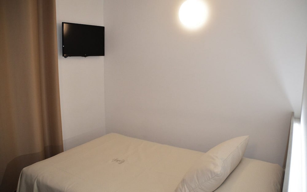 Il Loggiato dei Serviti — Hotel rooms in Como, Lombardy
