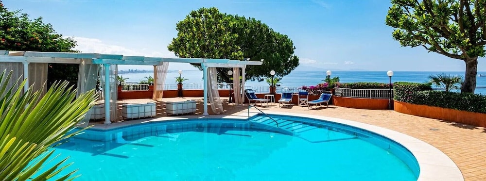 Villa Poseidon Boutique Hotel & Events - zdjęcie 2