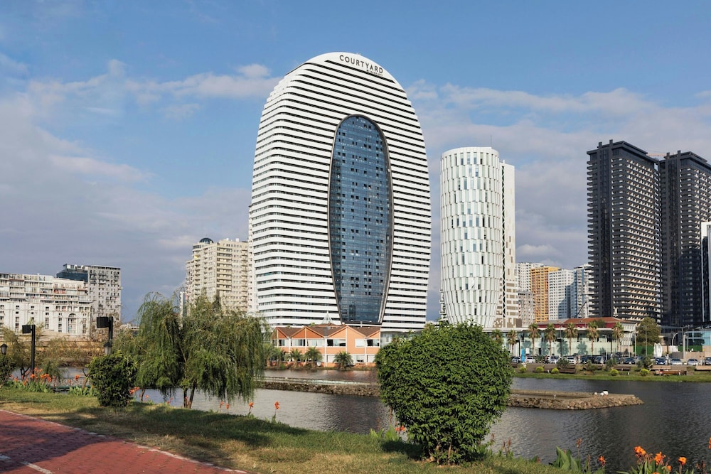 Courtyard By Marriott Batumi - zdjęcie 3