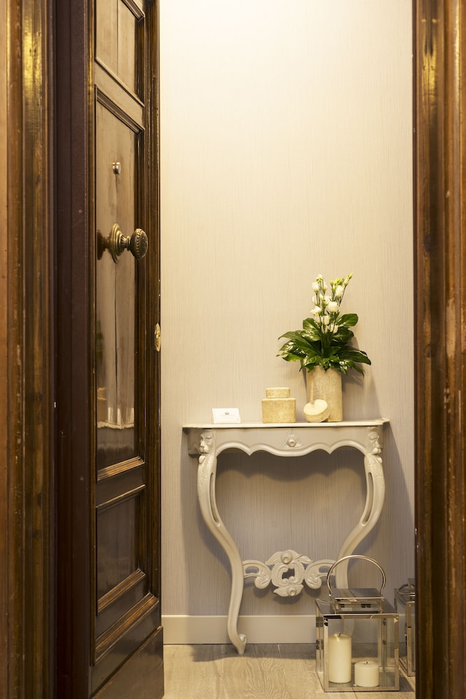 San Carlo Suite — Hotel building in Rome, Lazio