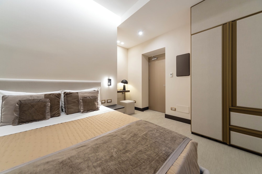 San Carlo Suite — Hotel rooms in Rome, Lazio