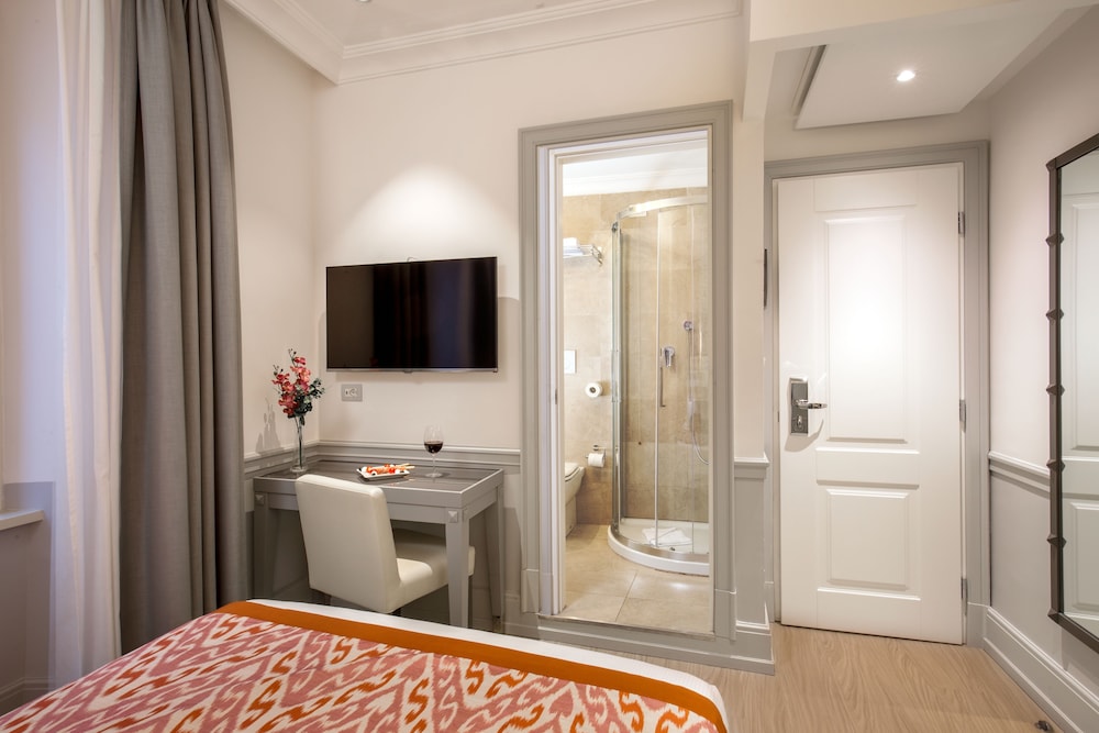 Hotel della Conciliazione — Hotel rooms in Rome, Lazio