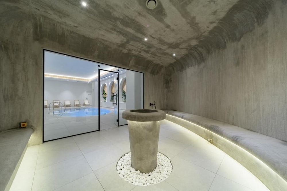 Ensana Aquahouse Health Spa Hotel — Spa in Varna, Varna Region