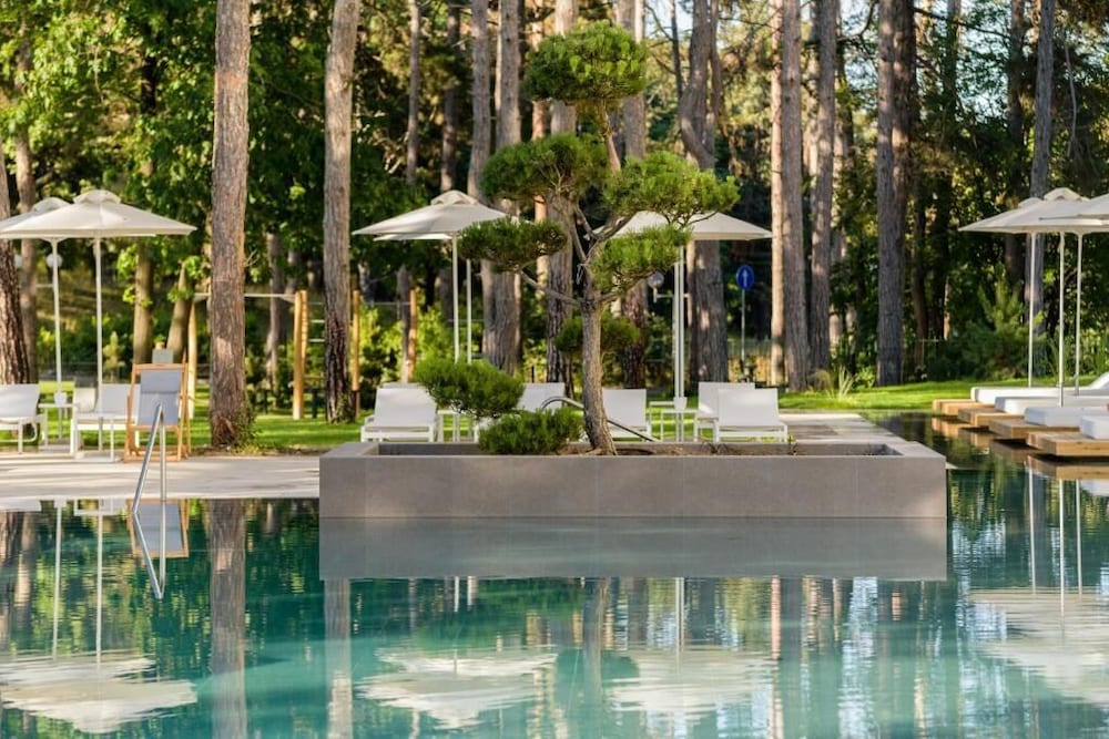 Ensana Aquahouse Health Spa Hotel — Swimming pool in Varna, Varna Region