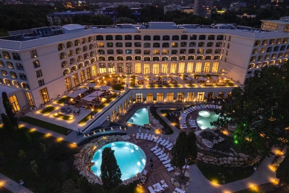 Ensana Aquahouse Health Spa Hotel — Main photo in Varna, Varna Region