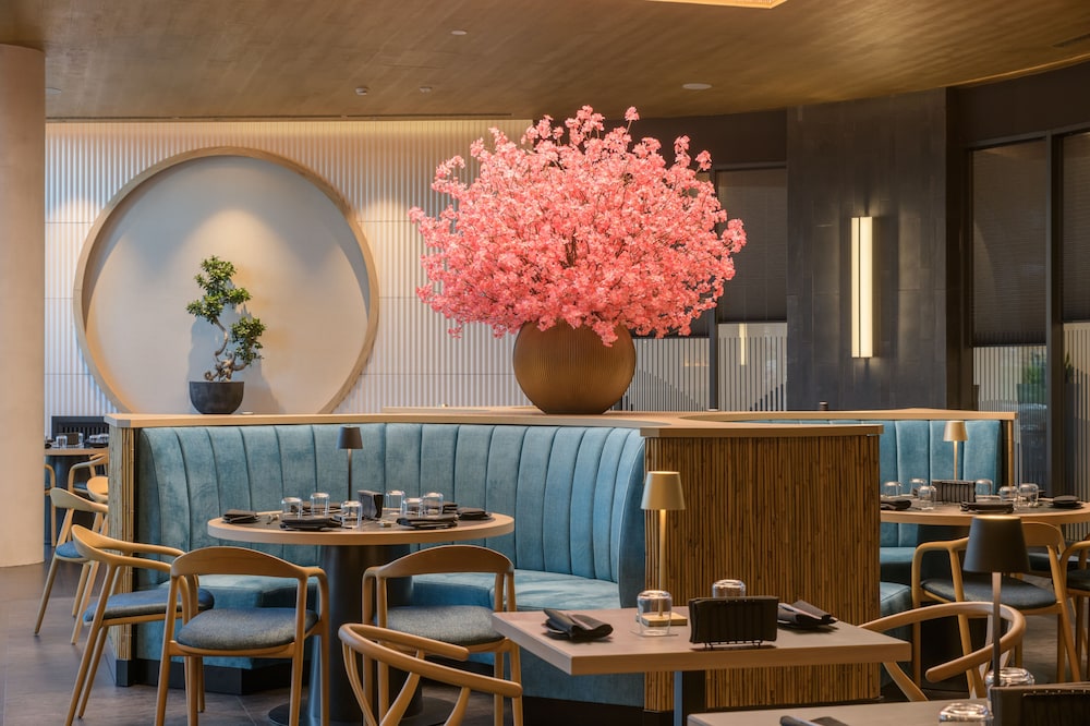 Ensana Aquahouse Health Spa Hotel — Restaurant & bars in Varna, Varna Region