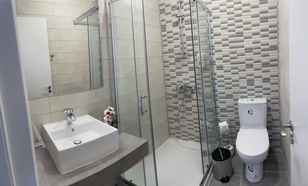 La Veranda Hotel — Hotel rooms in Larnaca, Larnaca Region