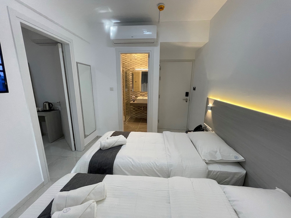 La Veranda Hotel — Hotel rooms in Larnaca, Larnaca Region
