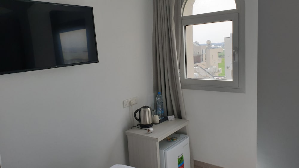 La Veranda Hotel — Hotel rooms in Larnaca, Larnaca Region