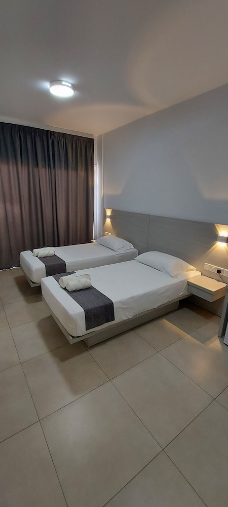 La Veranda Hotel — Hotel rooms in Larnaca, Larnaca Region