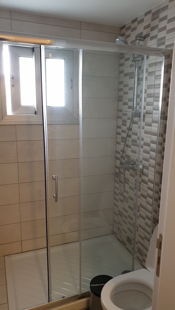 La Veranda Hotel — Hotel rooms in Larnaca, Larnaca Region