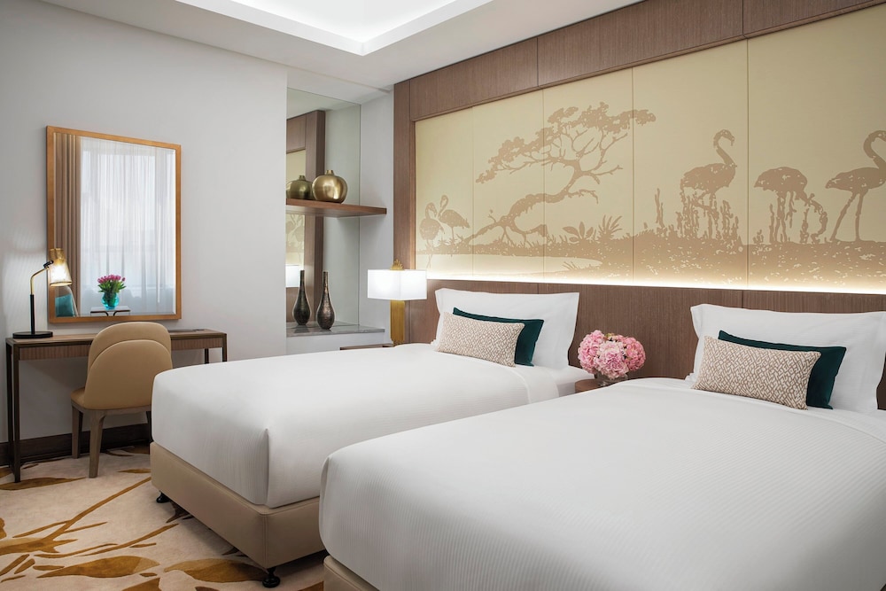 Al Jaddaf Rotana Suite Hotel — Hotel rooms in Dubai