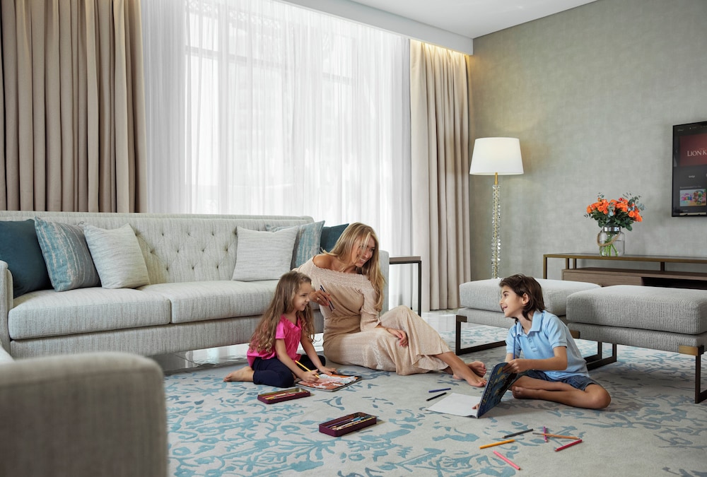 Al Jaddaf Rotana Suite Hotel — Hotel rooms in Dubai