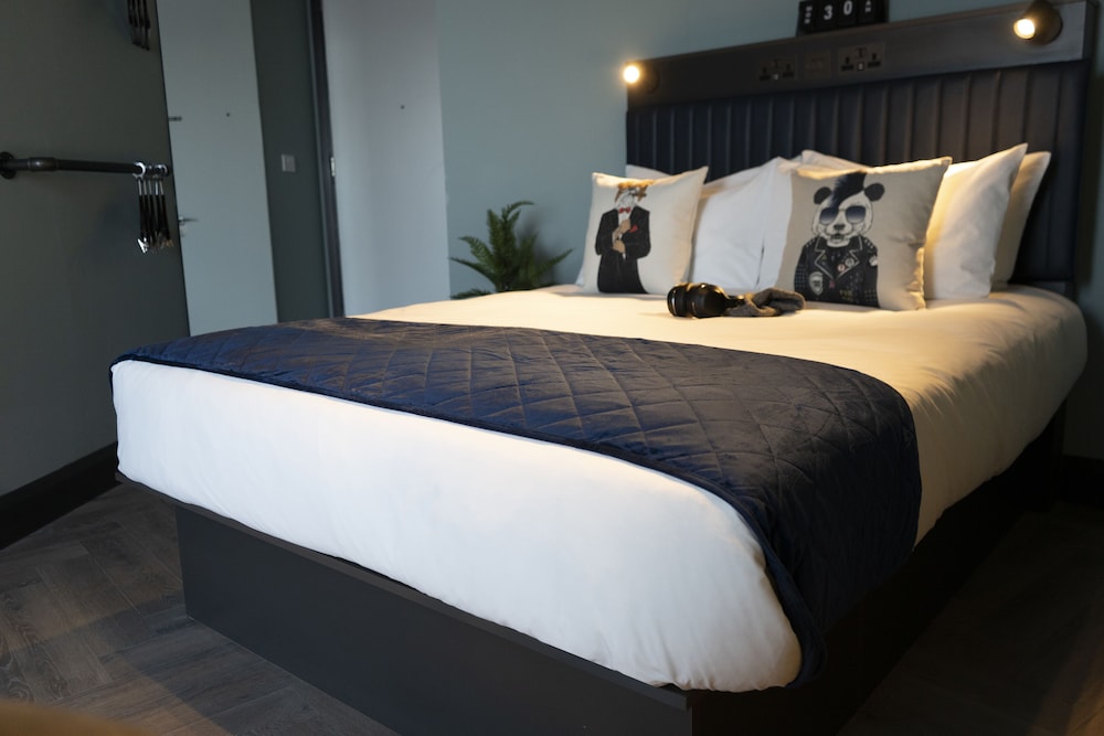 Dublin One Hotel — Rooms in Dublin, Dublin City