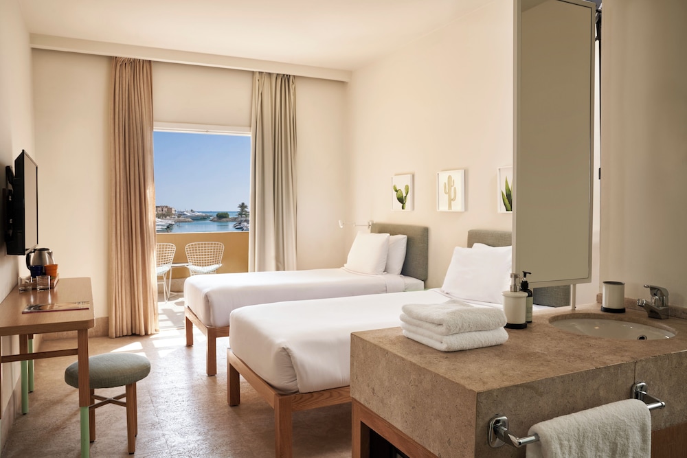 Captain's Inn — Hotel rooms in El Gouna, Red Sea