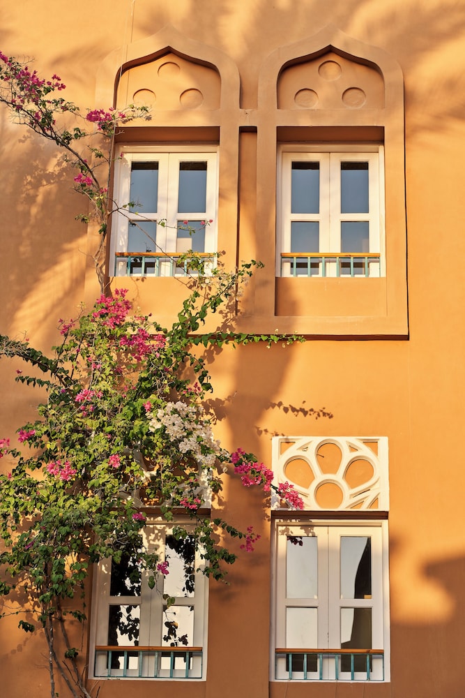 Captain's Inn — Hotel building in El Gouna, Red Sea