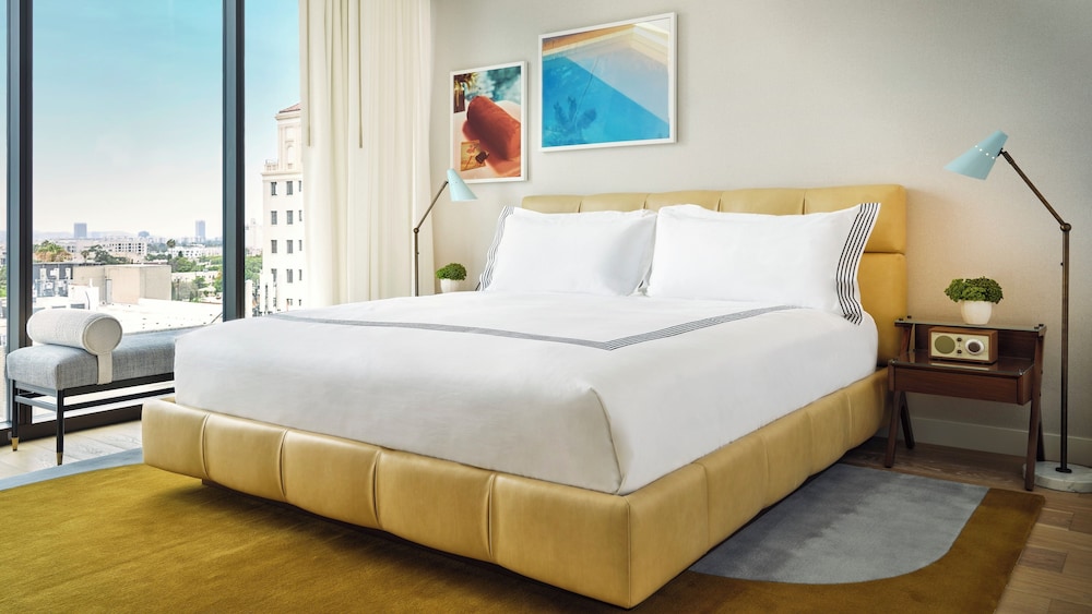 The Hollywood Grande, Autograph Collection — Hotel rooms in Los Angeles, California