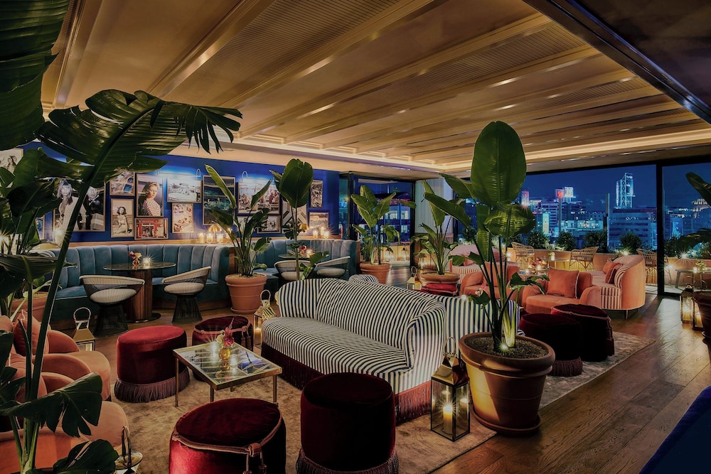 The Hollywood Grande, Autograph Collection — Restaurant & bars in Los Angeles, California