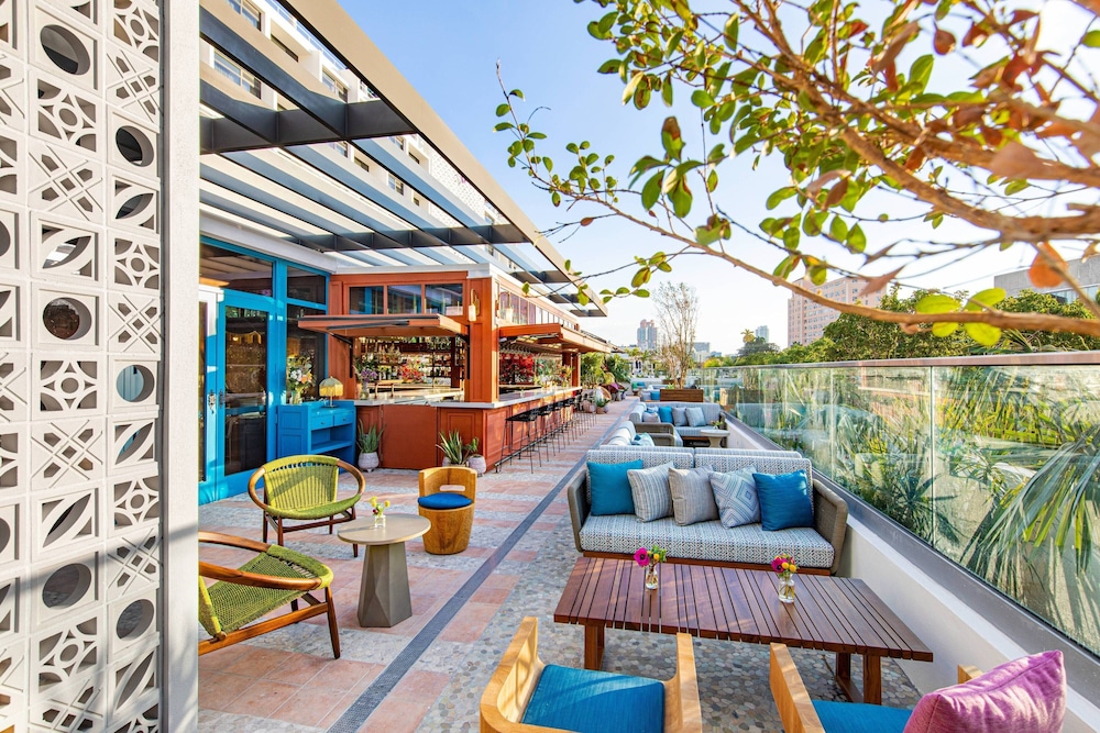 Moxy Miami South Beach — Restaurant & bars in Miami, Florida