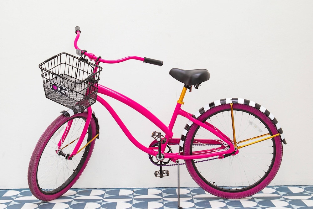 Moxy Miami South Beach — Sports & recreation in Miami, Florida