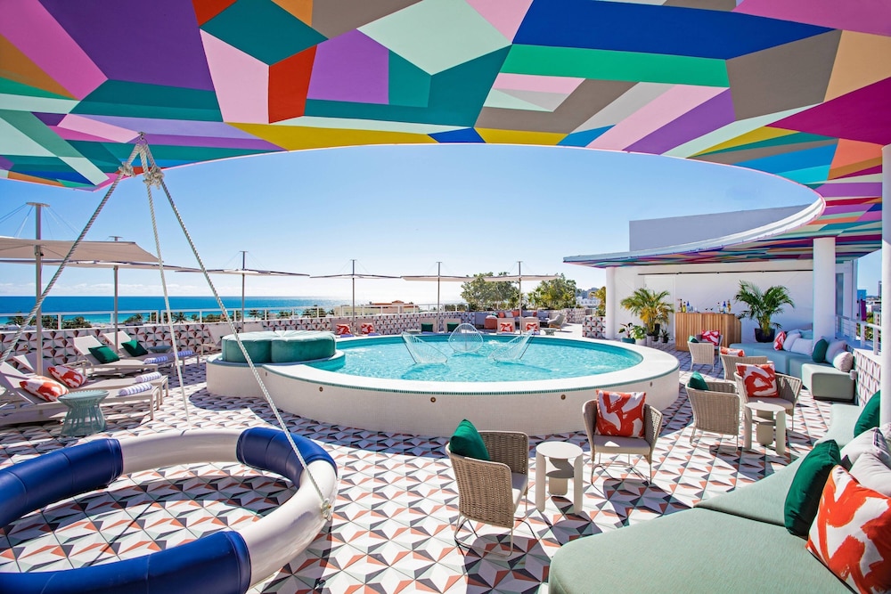 Moxy Miami South Beach — Swimming pool in Miami, Florida