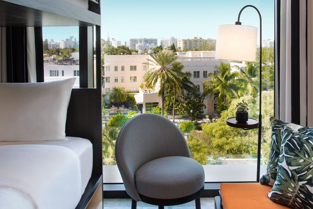 Moxy Miami South Beach — Hotel rooms in Miami, Florida