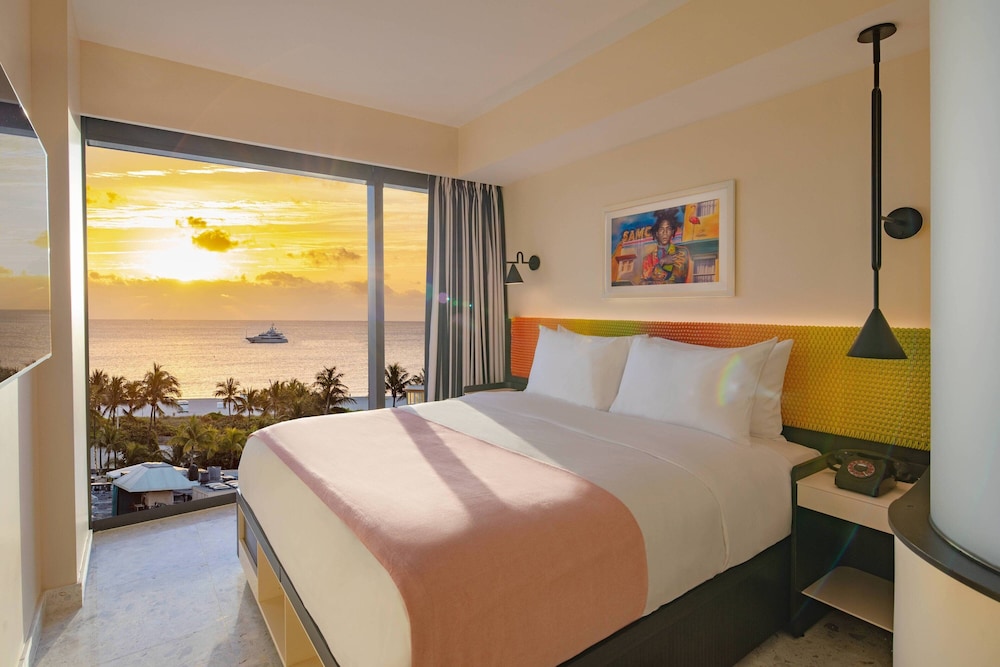 Moxy Miami South Beach — Hotel rooms in Miami, Florida