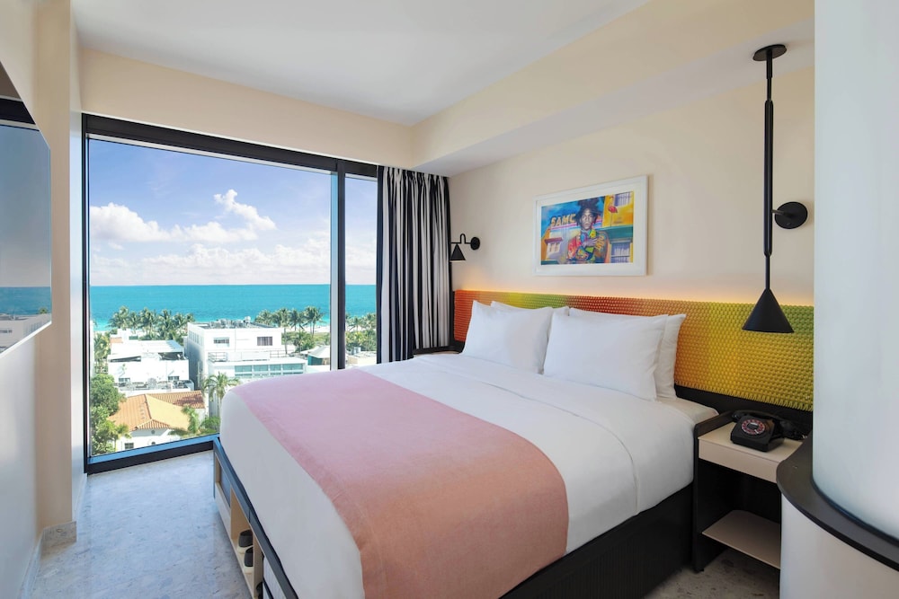 Moxy Miami South Beach — Hotel rooms in Miami, Florida
