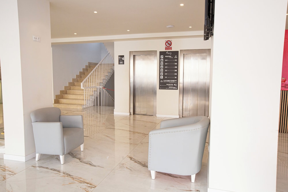 Hotel Fleming Playa Poniente — Hotel building in Benidorm, Valencian Community