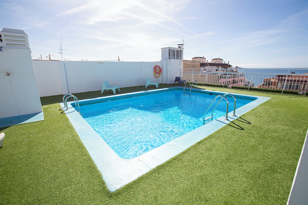 Hotel Fleming Playa Poniente — Swimming pool in Benidorm, Valencian Community