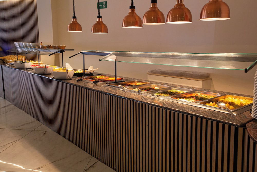 Hotel Fleming Playa Poniente — Restaurant & bars in Benidorm, Valencian Community