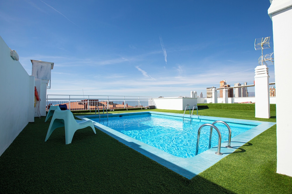Hotel Fleming Playa Poniente — Swimming pool in Benidorm, Valencian Community