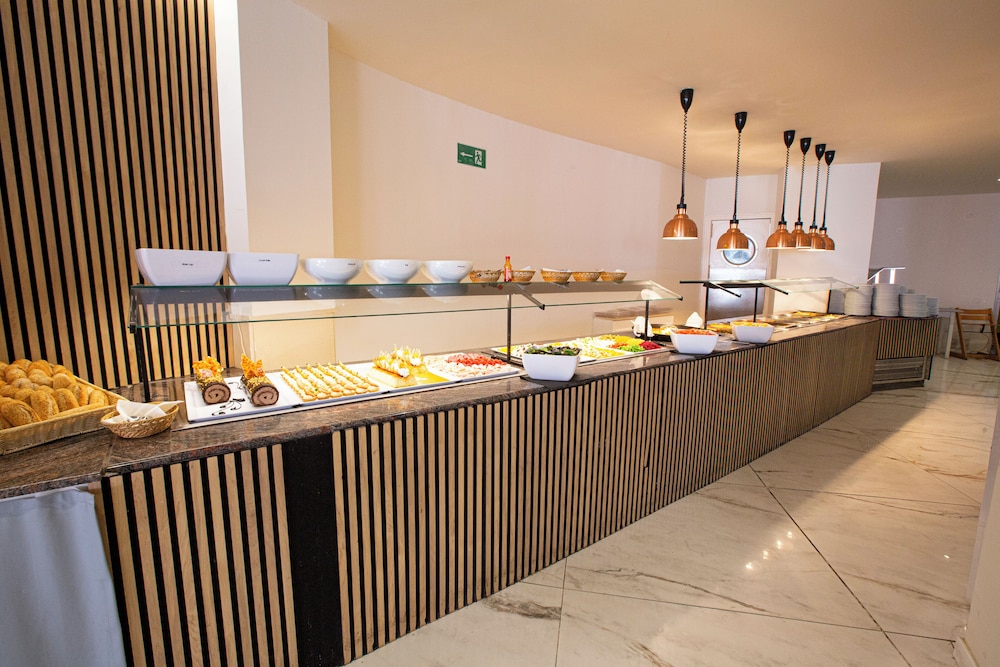 Hotel Fleming Playa Poniente — Restaurant & bars in Benidorm, Valencian Community