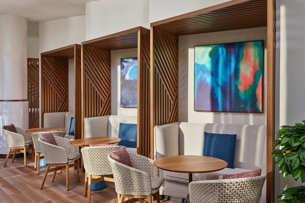 Walt Disney World Swan Reserve — Restaurant & bars in Walt Disney World Resort, Florida