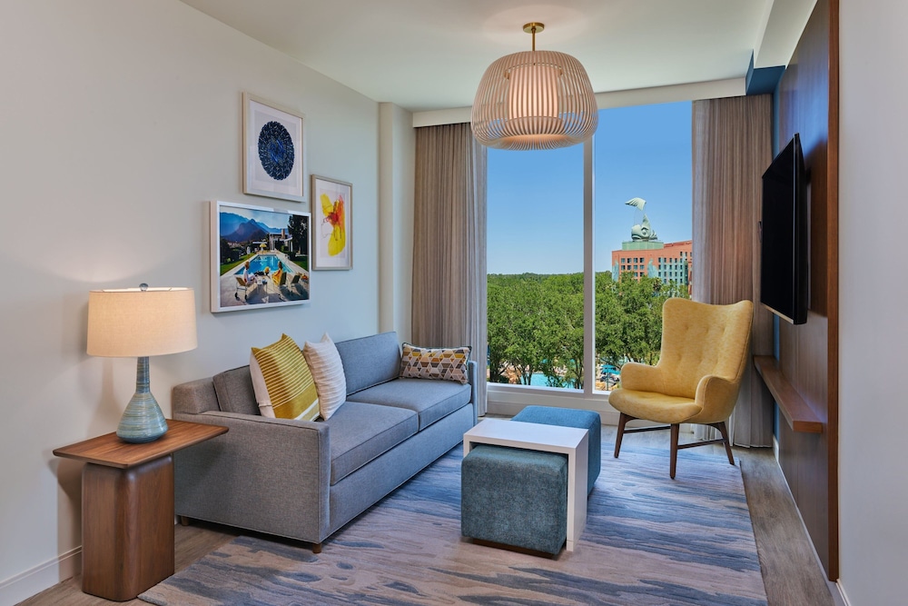 Walt Disney World Swan Reserve — Hotel rooms in Walt Disney World Resort, Florida