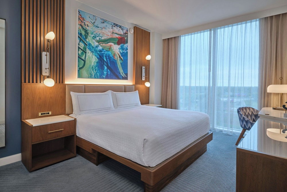 Walt Disney World Swan Reserve — Hotel rooms in Walt Disney World Resort, Florida