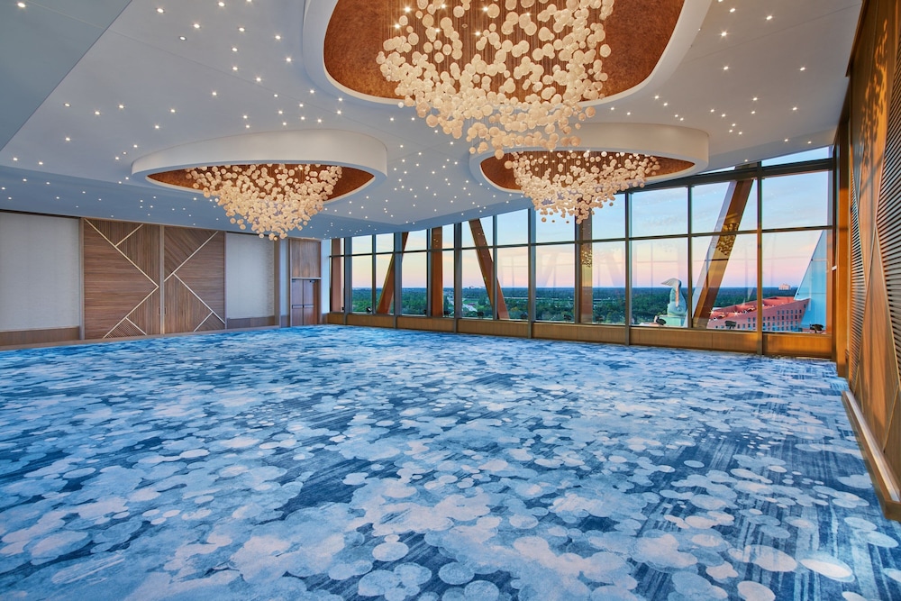 Walt Disney World Swan Reserve — Hotel building in Walt Disney World Resort, Florida