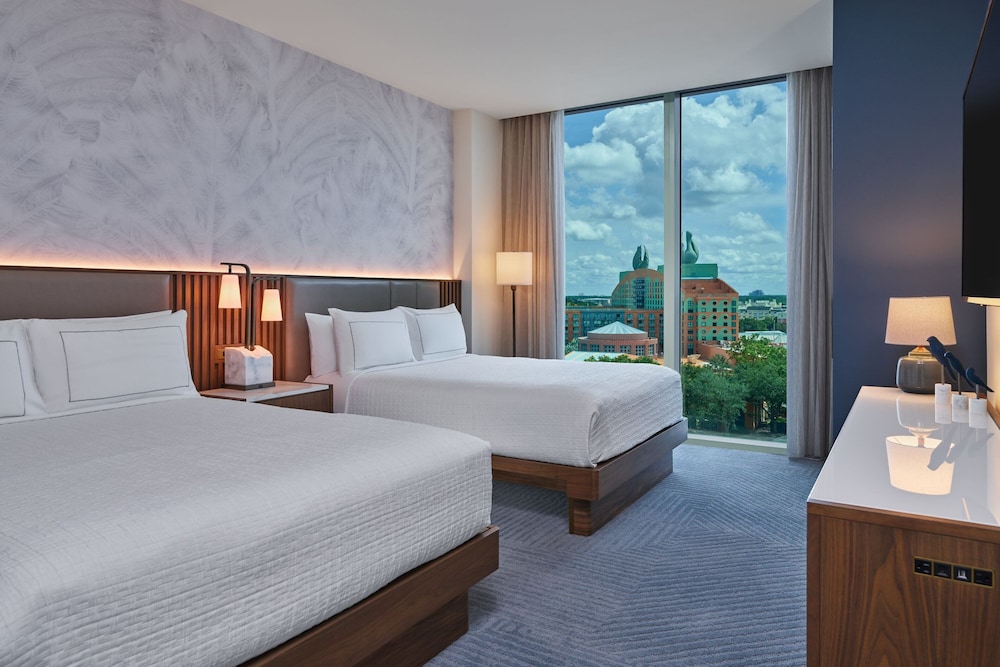Walt Disney World Swan Reserve — Hotel rooms in Walt Disney World Resort, Florida