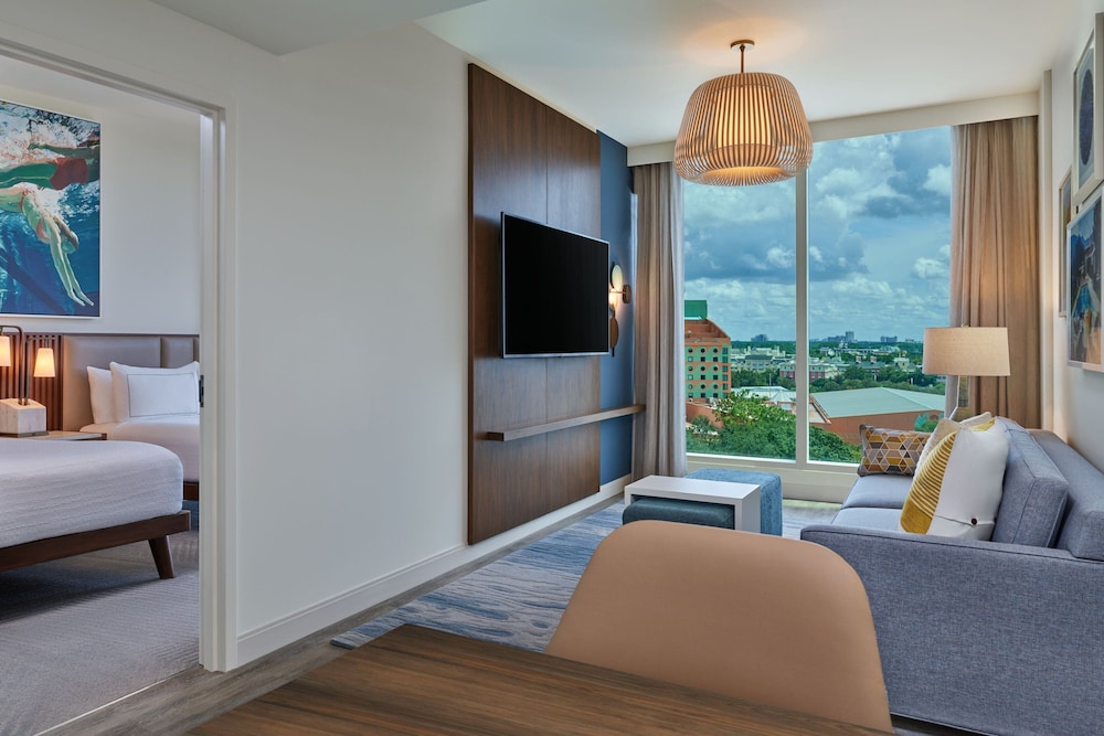 Walt Disney World Swan Reserve — Hotel rooms in Walt Disney World Resort, Florida