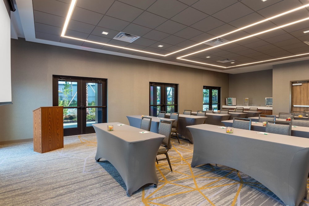 Wyndham Garden Orlando Universal / I Drive — Hotel building in Orlando, Florida