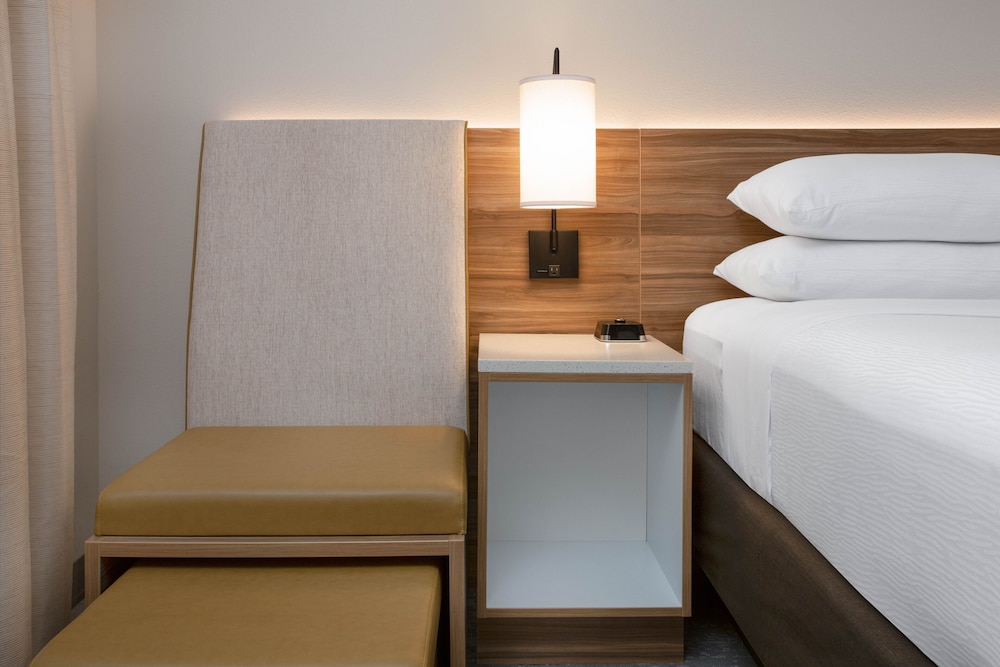 Wyndham Garden Orlando Universal / I Drive — Hotel rooms in Orlando, Florida