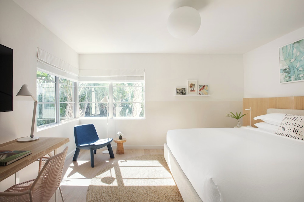 Kimpton Shorebreak Fort Lauderdale Beach Resort by IHG — Hotel rooms in Fort Lauderdale, Florida