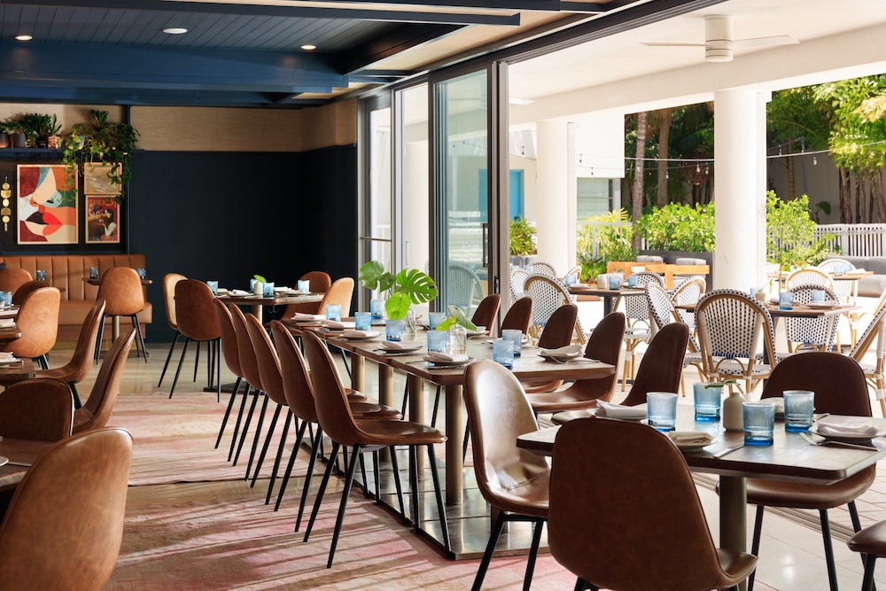 Kimpton Shorebreak Fort Lauderdale Beach Resort by IHG — Restaurant & bars in Fort Lauderdale, Florida