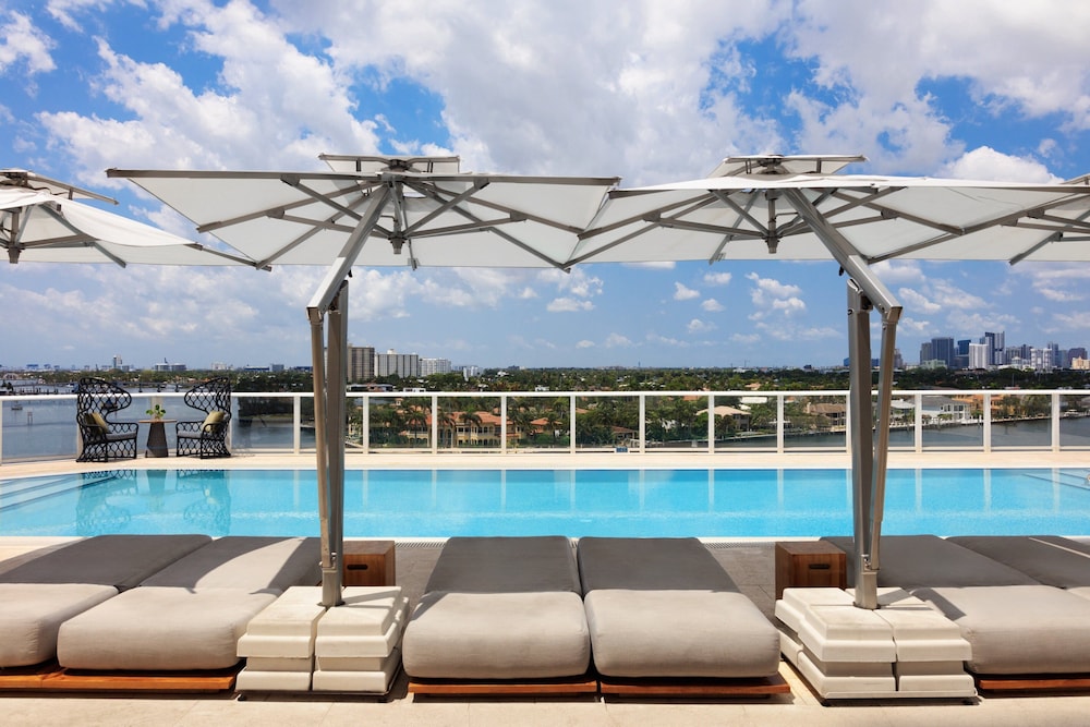 Kimpton Shorebreak Fort Lauderdale Beach Resort by IHG — Swimming pool in Fort Lauderdale, Florida