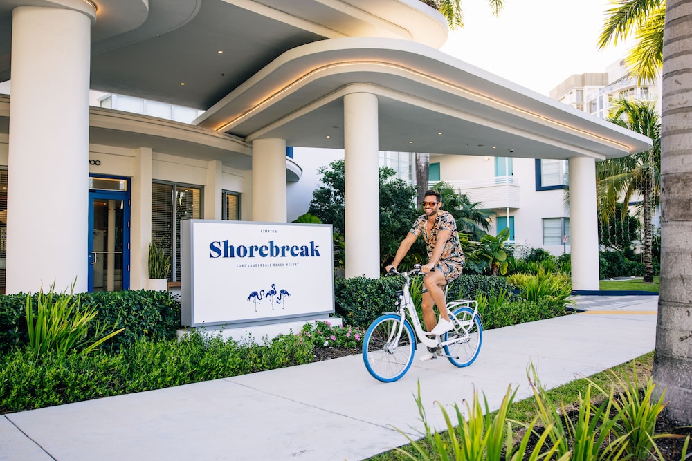 Kimpton Shorebreak Fort Lauderdale Beach Resort by IHG — Hotel building in Fort Lauderdale, Florida