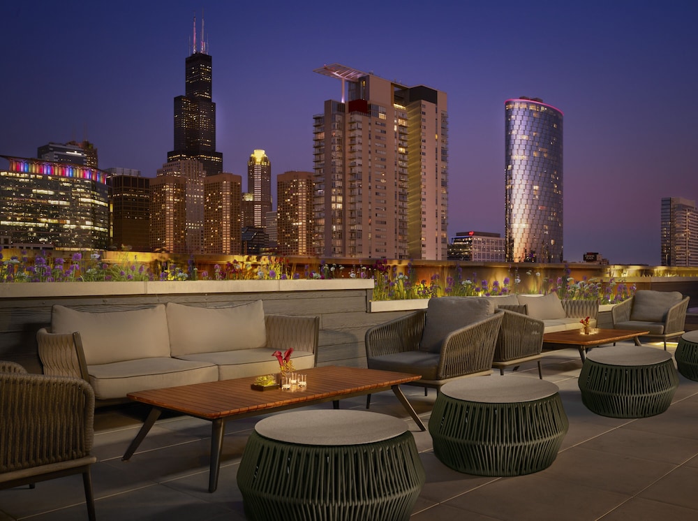 Nobu Hotel Chicago — Restaurant & bars in Chicago, Illinois